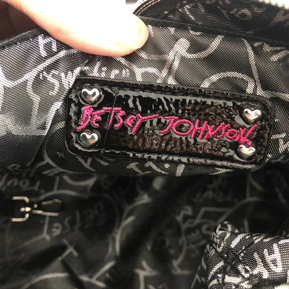 HOLD Betsey Johnson Lavender/Grey Rose Medium Bag - Picture 7 of 12
